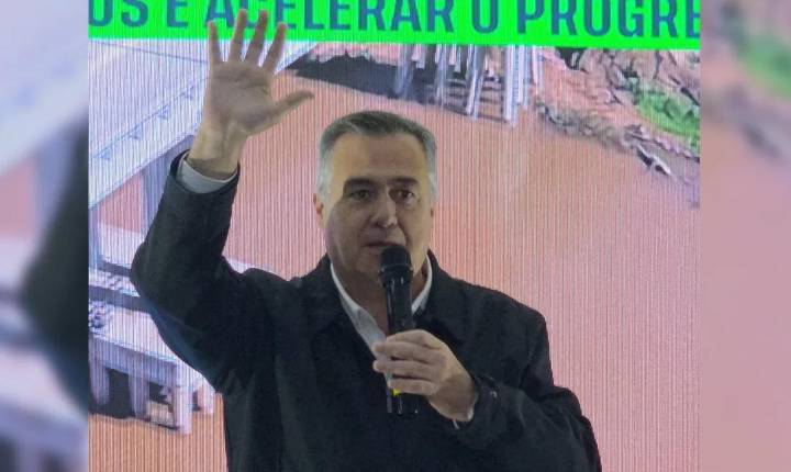 Beto Preto acompanha Ratinho Junior na autorização da nova ponte sobre o Rio IvaÍ