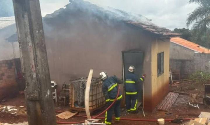 Brigada Comunitária atende dois incêndios em diferentes pontos de Jandaia do Sul