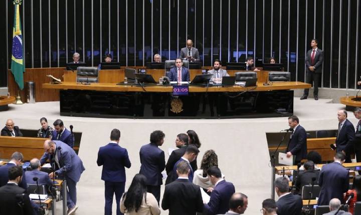 Câmara aprova adesão do Brasil a acordo da OMC sobre comércio de aeronaves civis