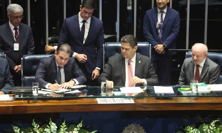 Congresso promulga aposentadoria especial para agentes de saúde e de combate a endemias