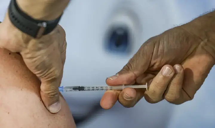 Dia D atualiza vacinação infantil e reforça alerta contra sarampo