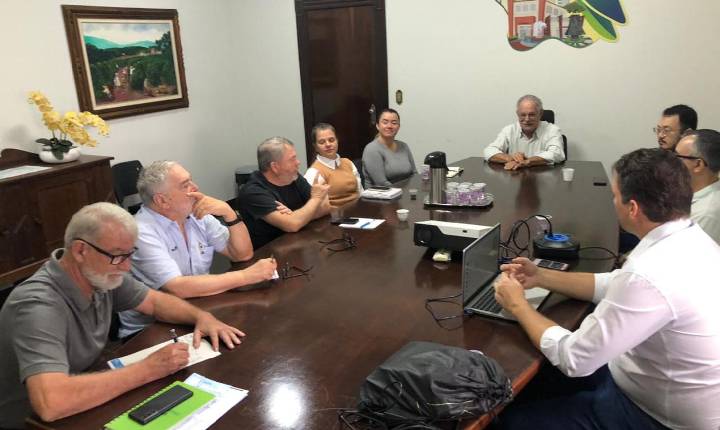 Jandaia do Sul realiza reunião com Sebrae para fortalecer políticas de desenvolvimento