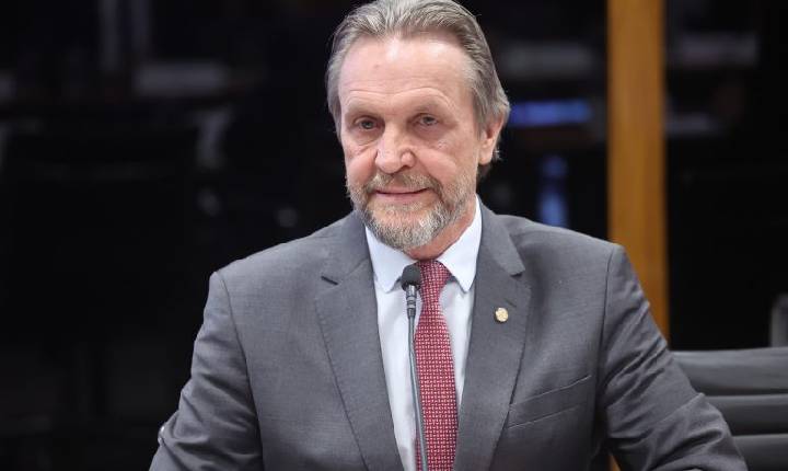 Líder do PT defende votação de aumento do faturamento do MEI nesta semana