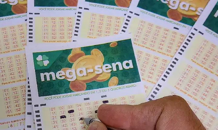 Mega-Sena sorteia prêmio acumulado de R$ 165 milhões neste domingo