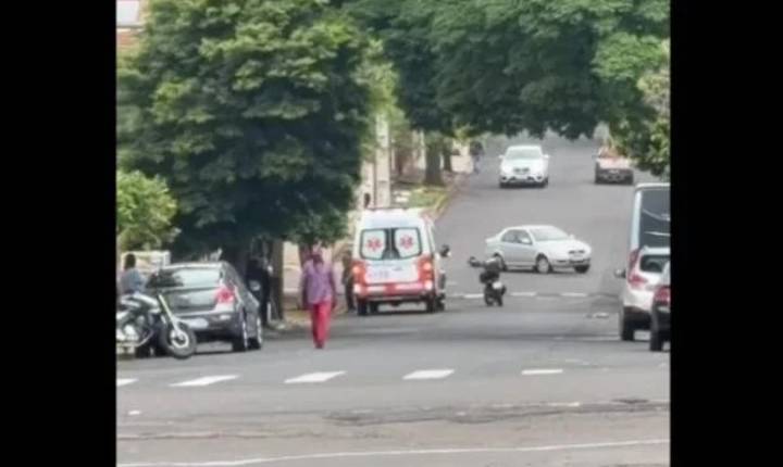 Motociclista fica ferido após atropelar gato e cair em Jandaia do Sul
