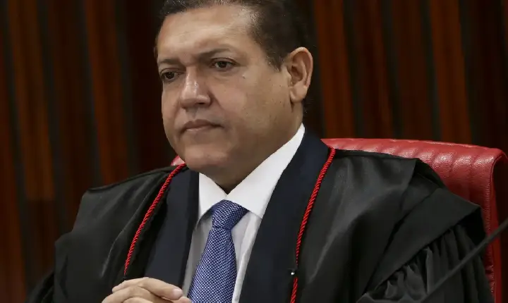 Nunes Marques assume presidência do TSE dia 12 de maio