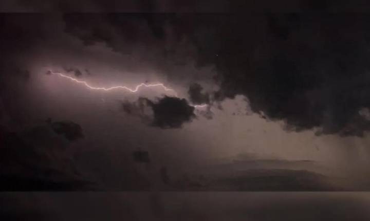 Paraná entra em alerta amarelo para chuva forte e ventania
