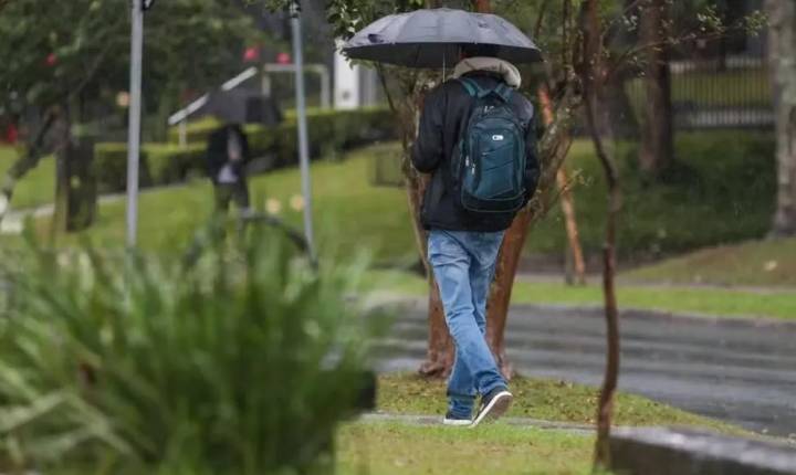 Paraná entra em alerta de tempestade em 316 cidades