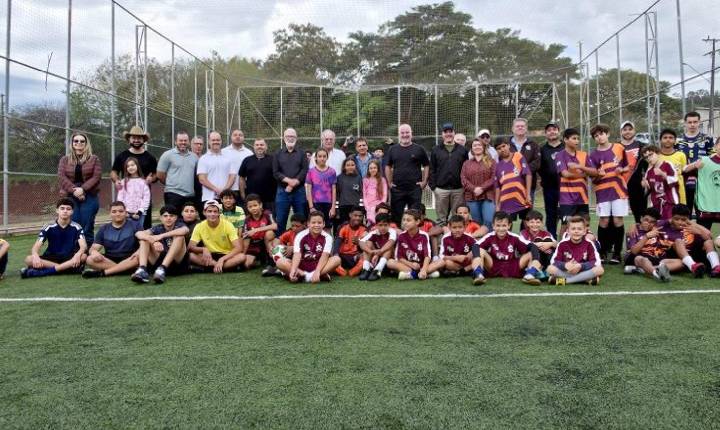 Prefeitura de Jandaia do Sul entrega complexo esportivo Meu Campinho no Distrito São José
