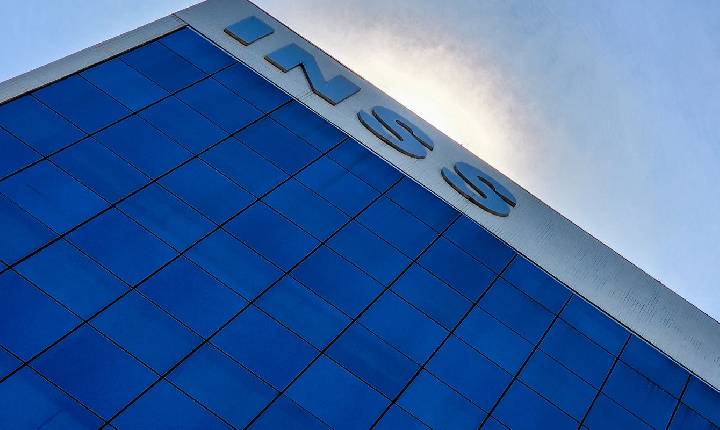 STF mantém decisão que rejeitou revisão da vida toda do INSS 