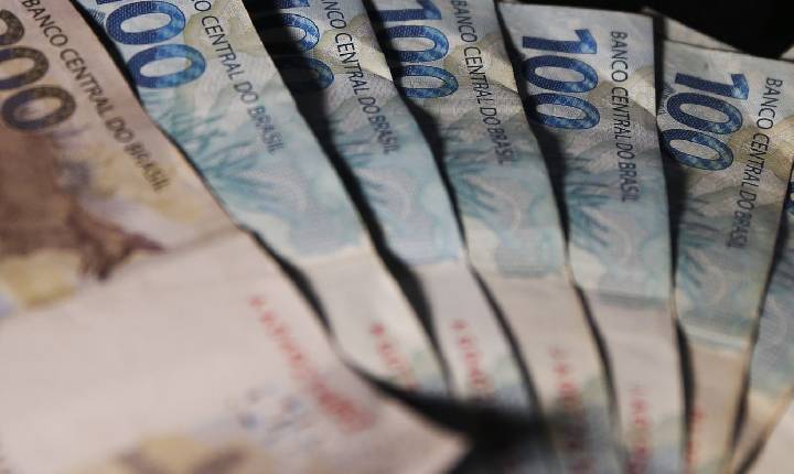 Superávit primário do Governo Central fica em R$ 25,2 bilhões em abril