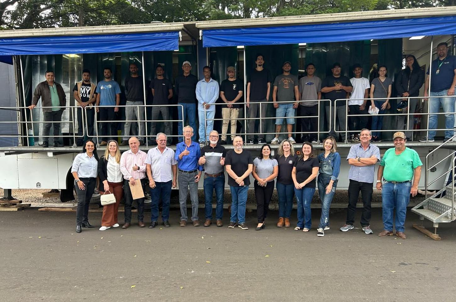 Jandaia do Sul Inicia Curso Gratuito de Soldagem com Carreta do SENAI