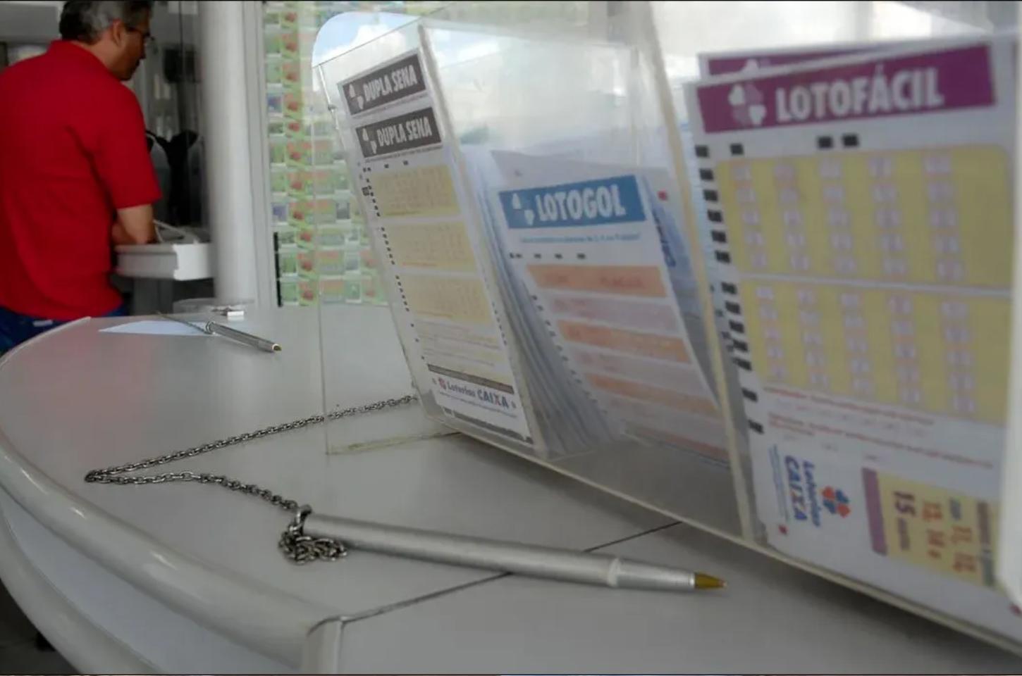 Confira o resultado do sorteio da Lotofácil 3424 desta segunda (23)
