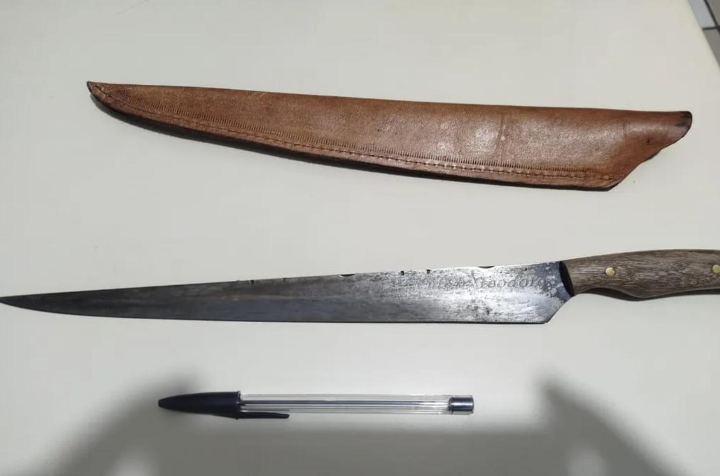 Homem é preso por ameaçar mulher com faca em Apucarana