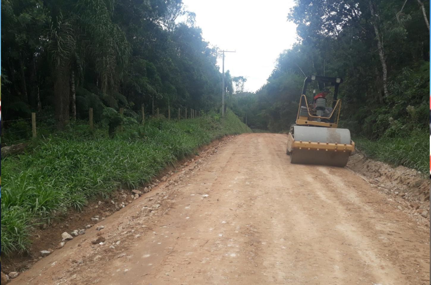 Norte, Norte Pioneiro e Vale do Ivaí: DER/PR assina contratos de conservação de estradas rurais