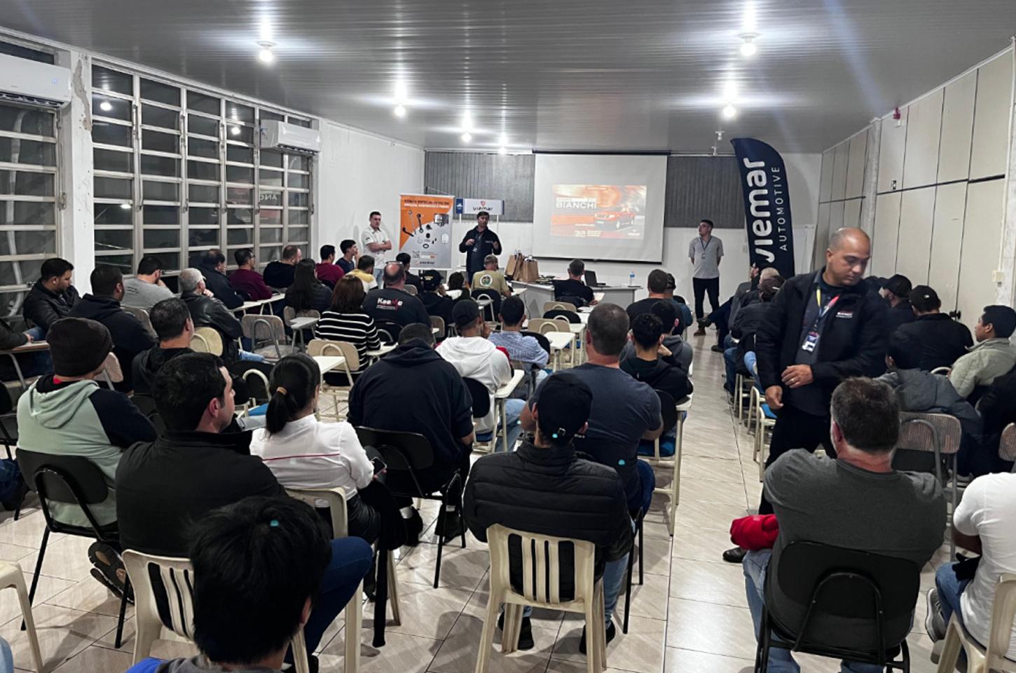 SETOR AUTOMOTIVO PARTICIPA DE EVENTO TÉCNICO NO AUDITÓRIO DA ACEJAN