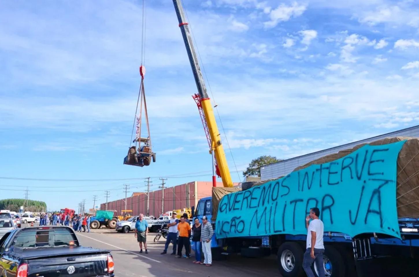 Caminhoneiros descartam greve no Brasil por situação de Bolsonaro