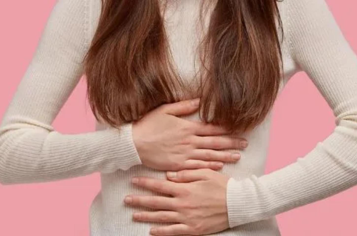 Entenda a relação entre a menopausa e gordura no fígado