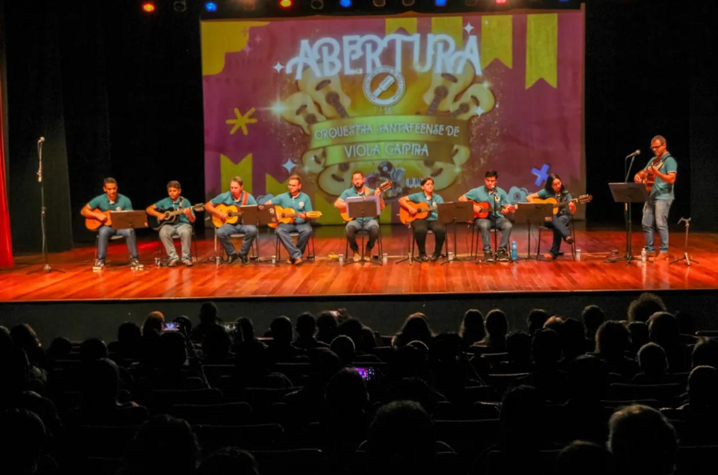 Festar começa em Arapongas com shows de rock e viola caipira