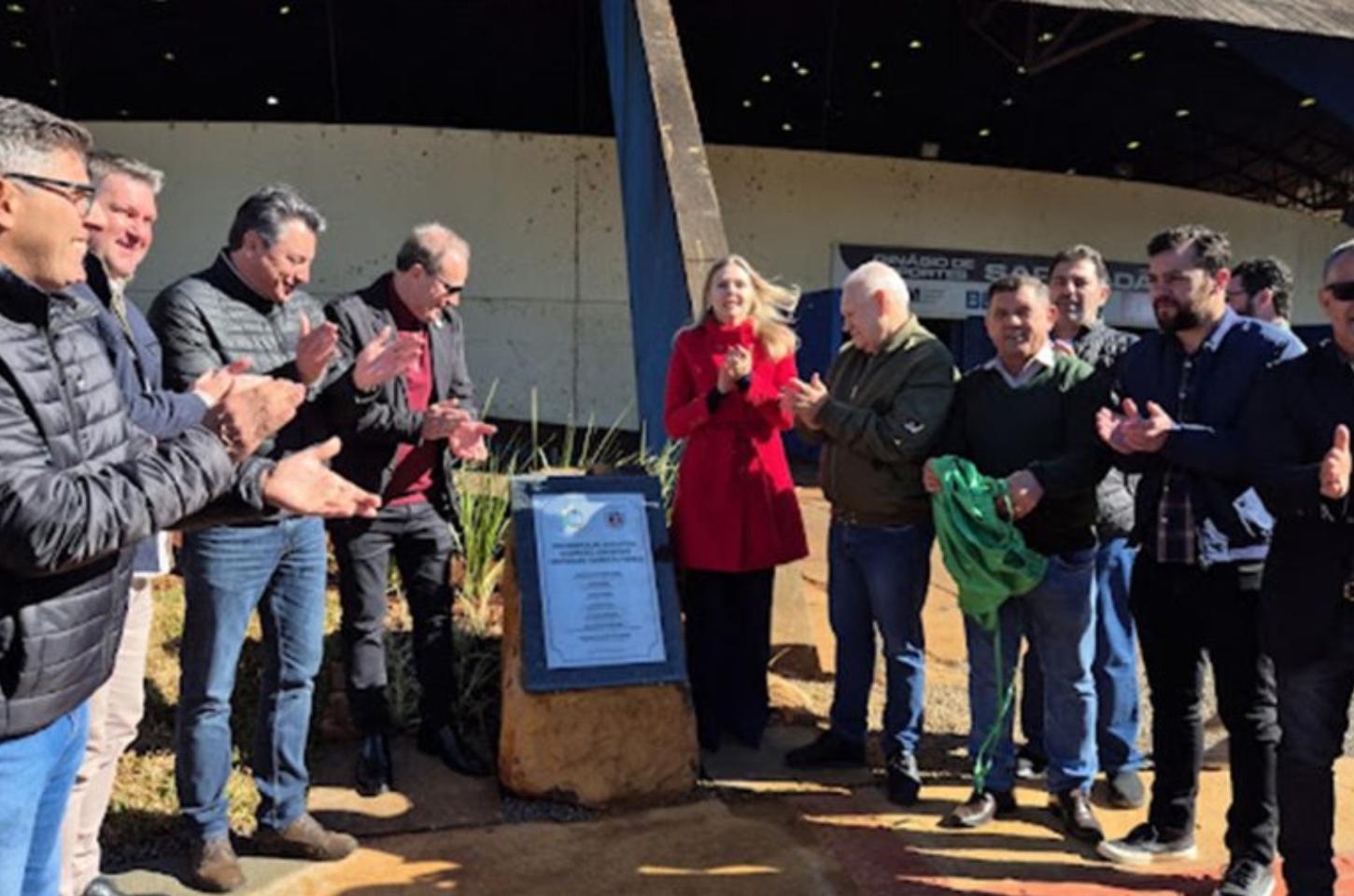 Ivaiporã inaugura pavimentação do Complexo Sapecadão e anuncia revitalização histórica do espaço esportivo