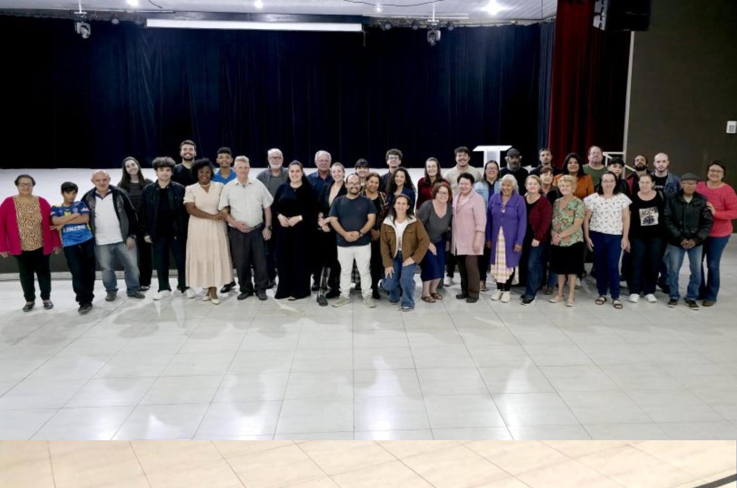 Jandaia do Sul celebra assinatura dos termos da PNAB com 50 fazedores de cultura