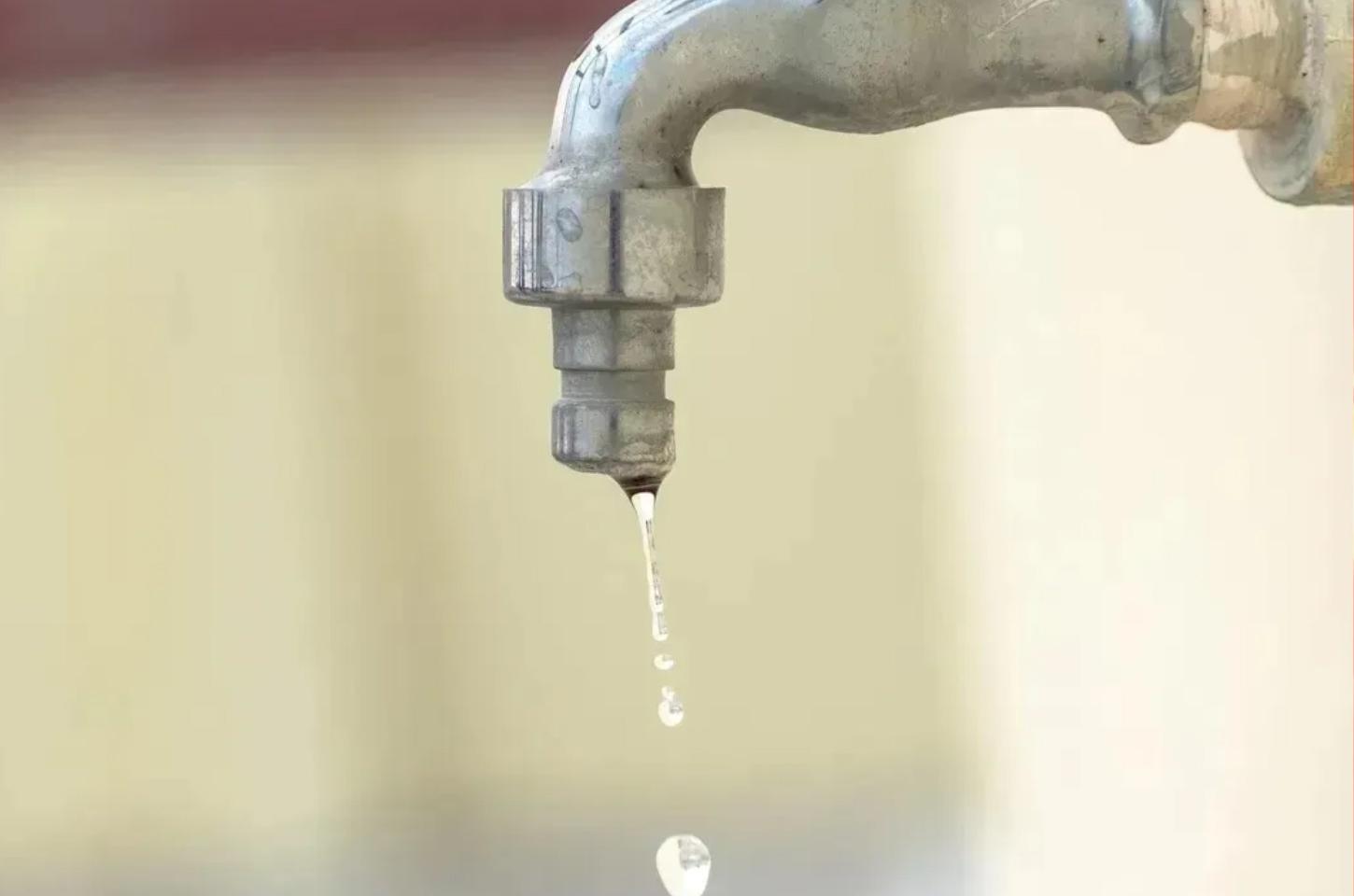 Queda de energia afeta abastecimento de água em Apucarana