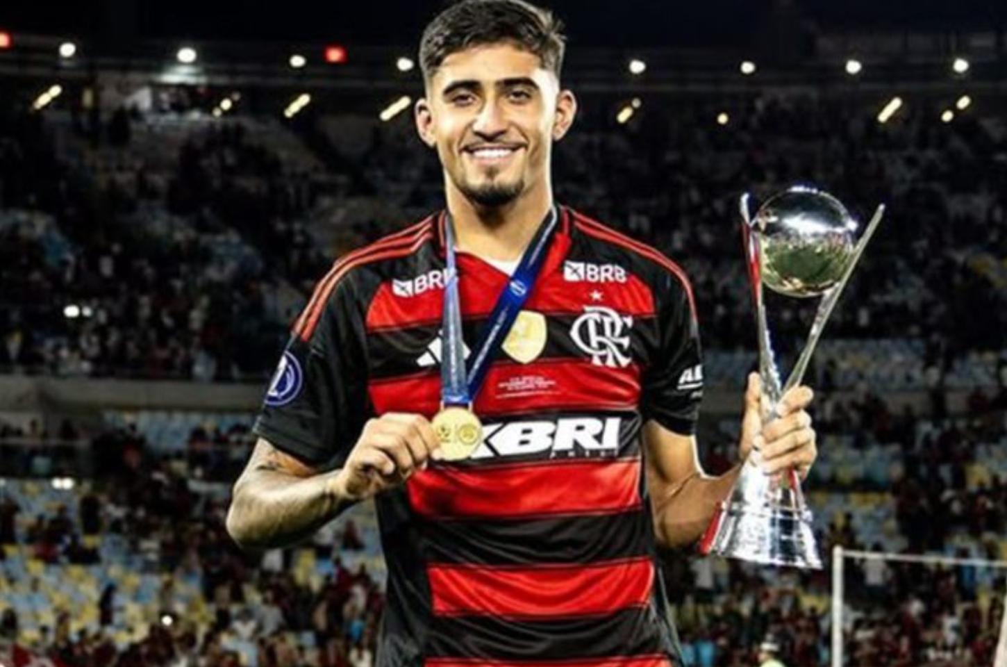 Atleta de Mandaguari conquista título mundial pelo Flamengo Sub-20