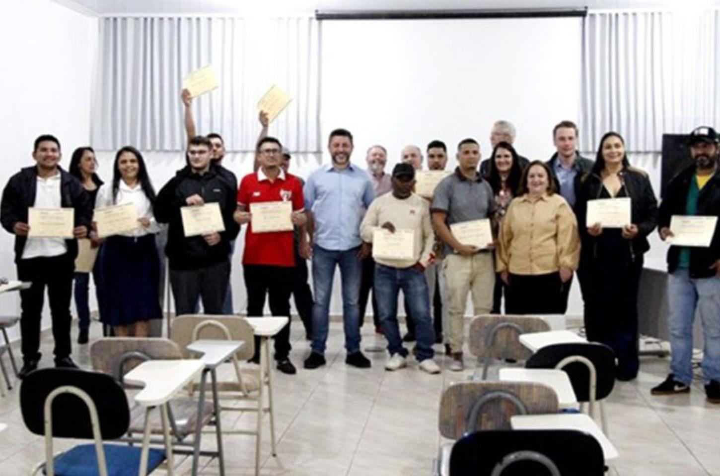 Jandaia do Sul forma mais de 30 alunos no Curso de Soldagem