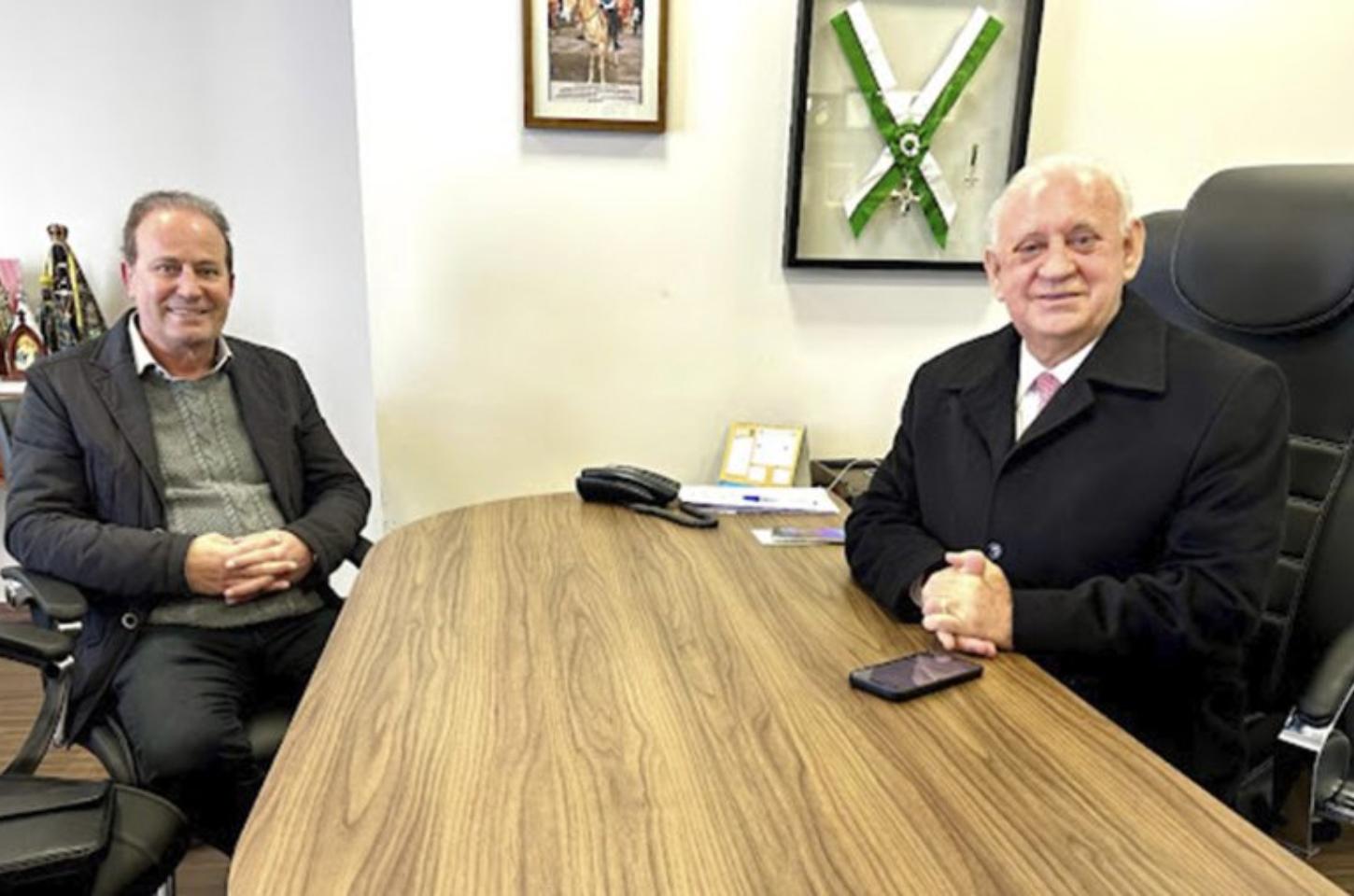 Prefeito de Ivaiporã apresenta R$ 12,5 milhões em demandas ao deputado Ademar Traiano