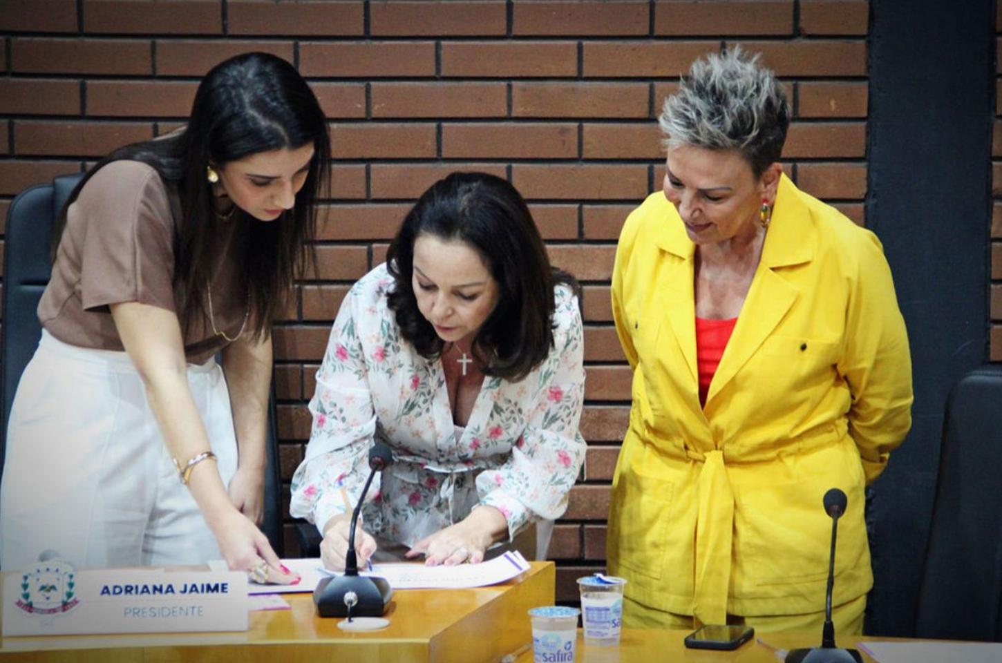 Jandaia do Sul realiza posse da Procuradora Especial da Mulher
