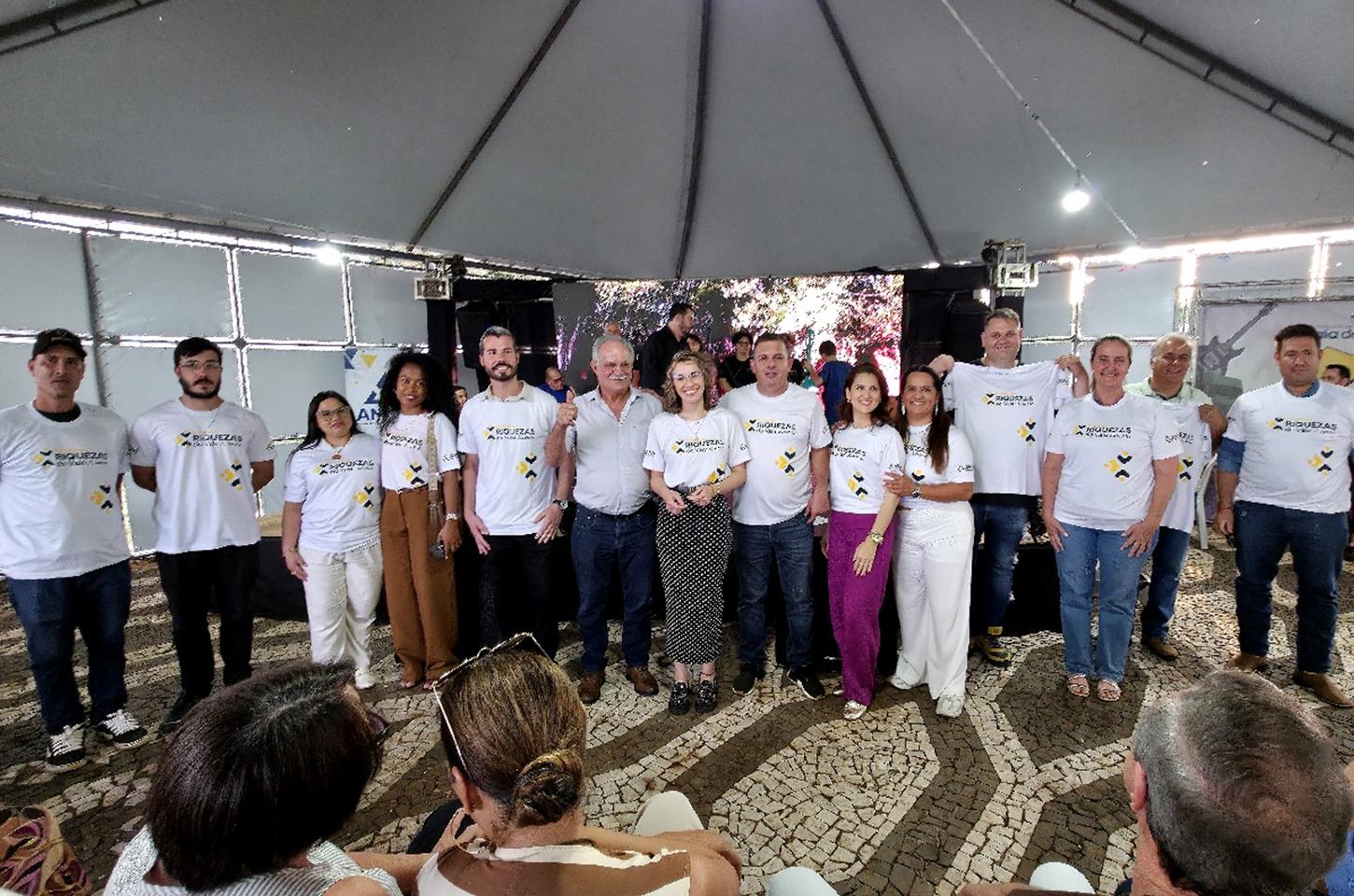 Jandaia do Sul realiza abertura da 6ª Exposição Riquezas do Vale AMUVI durante Festival Nós da Cultura