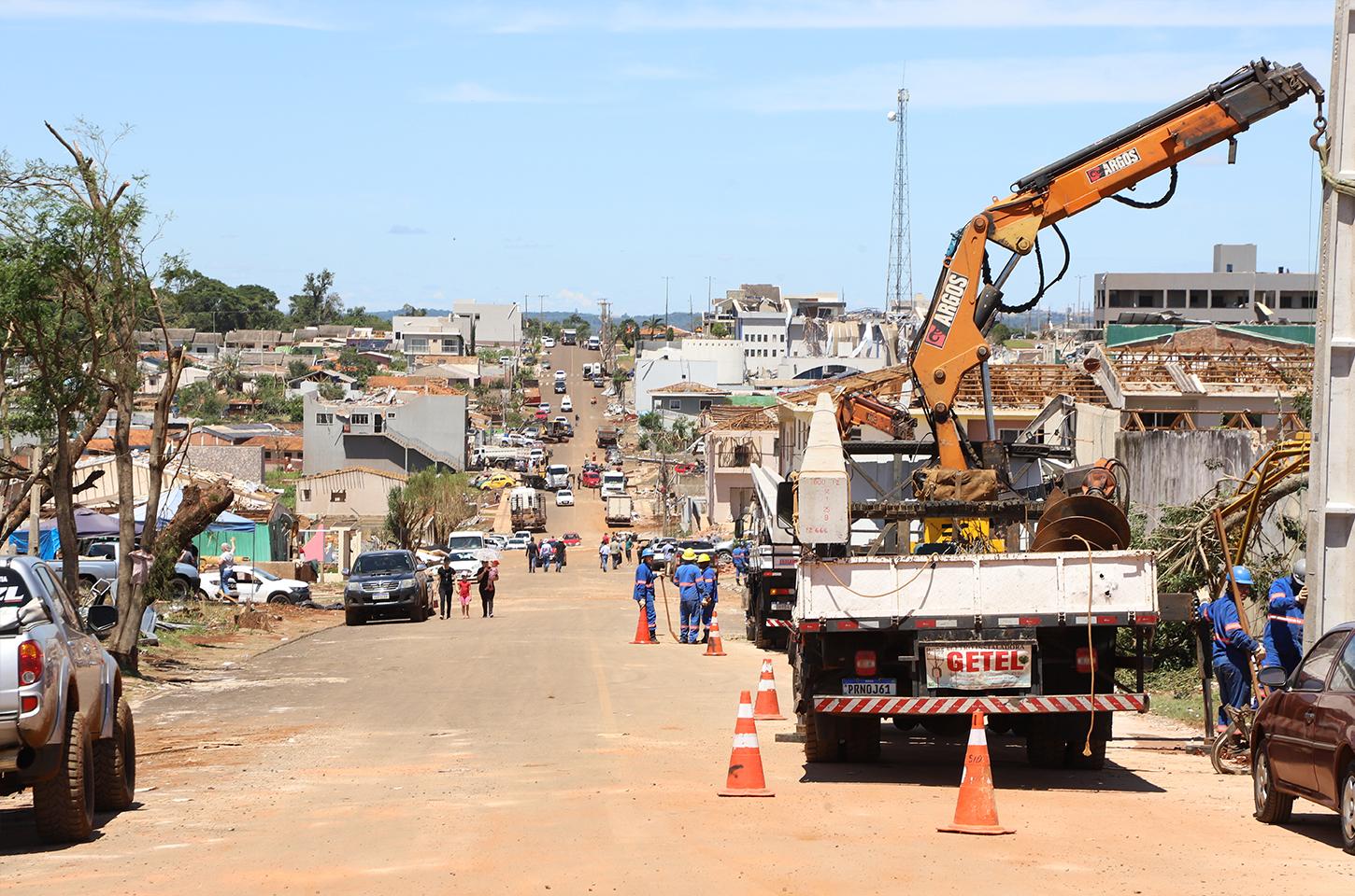 Estado e prefeituras vizinhas mobilizam mais de 30 de máquinas para ajudar Rio Bonito do Iguaçu