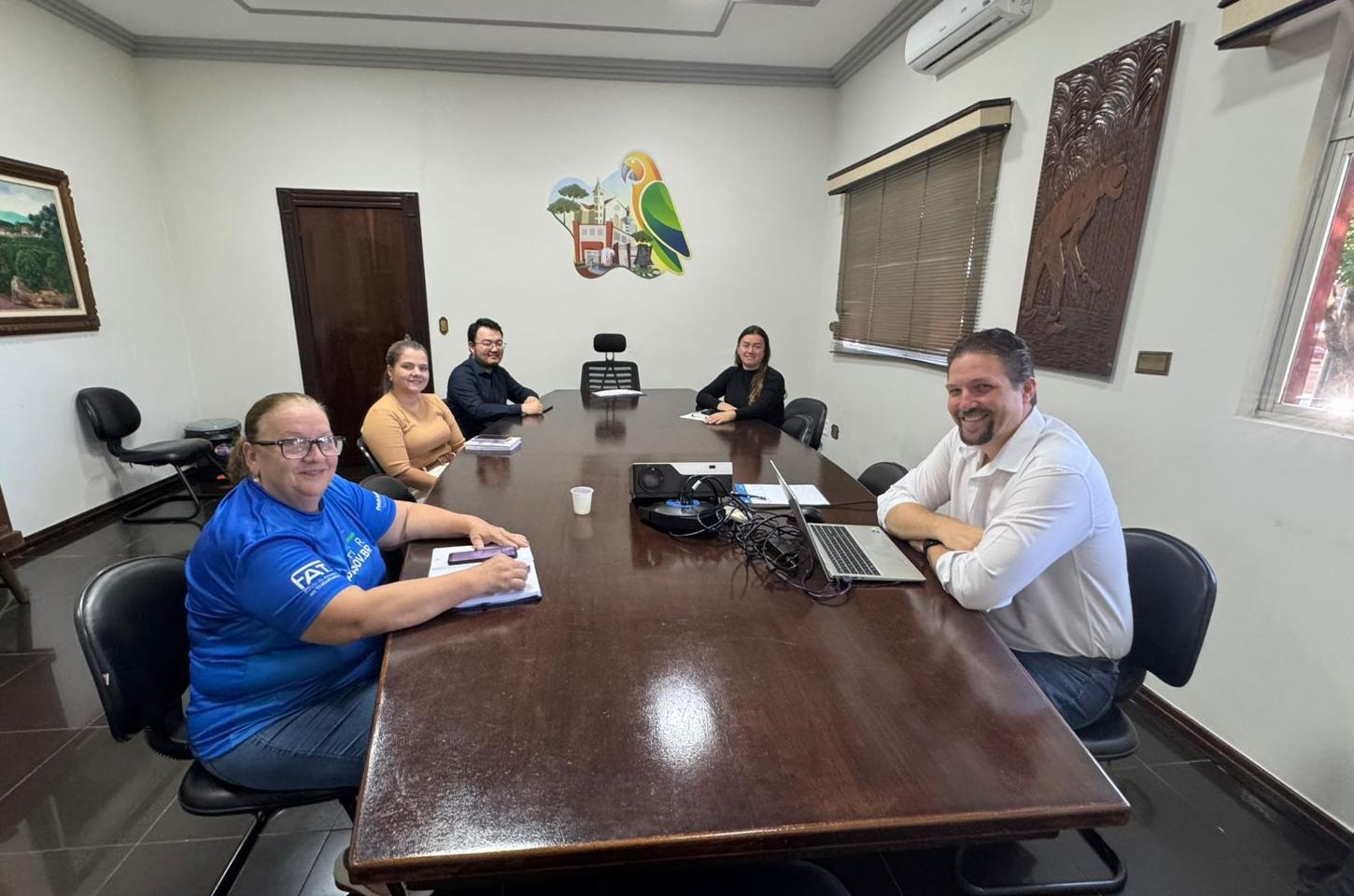 Foi realizada nesta terça-feira (11), uma reunião estratégica do Comitê Gestor da Lei Geral de Jandaia do Sul