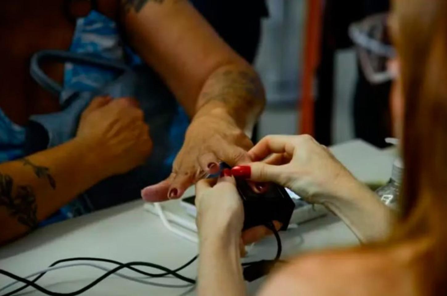 Governo passa a exigir biometria para aposentadoria e BPC a partir desta sexta