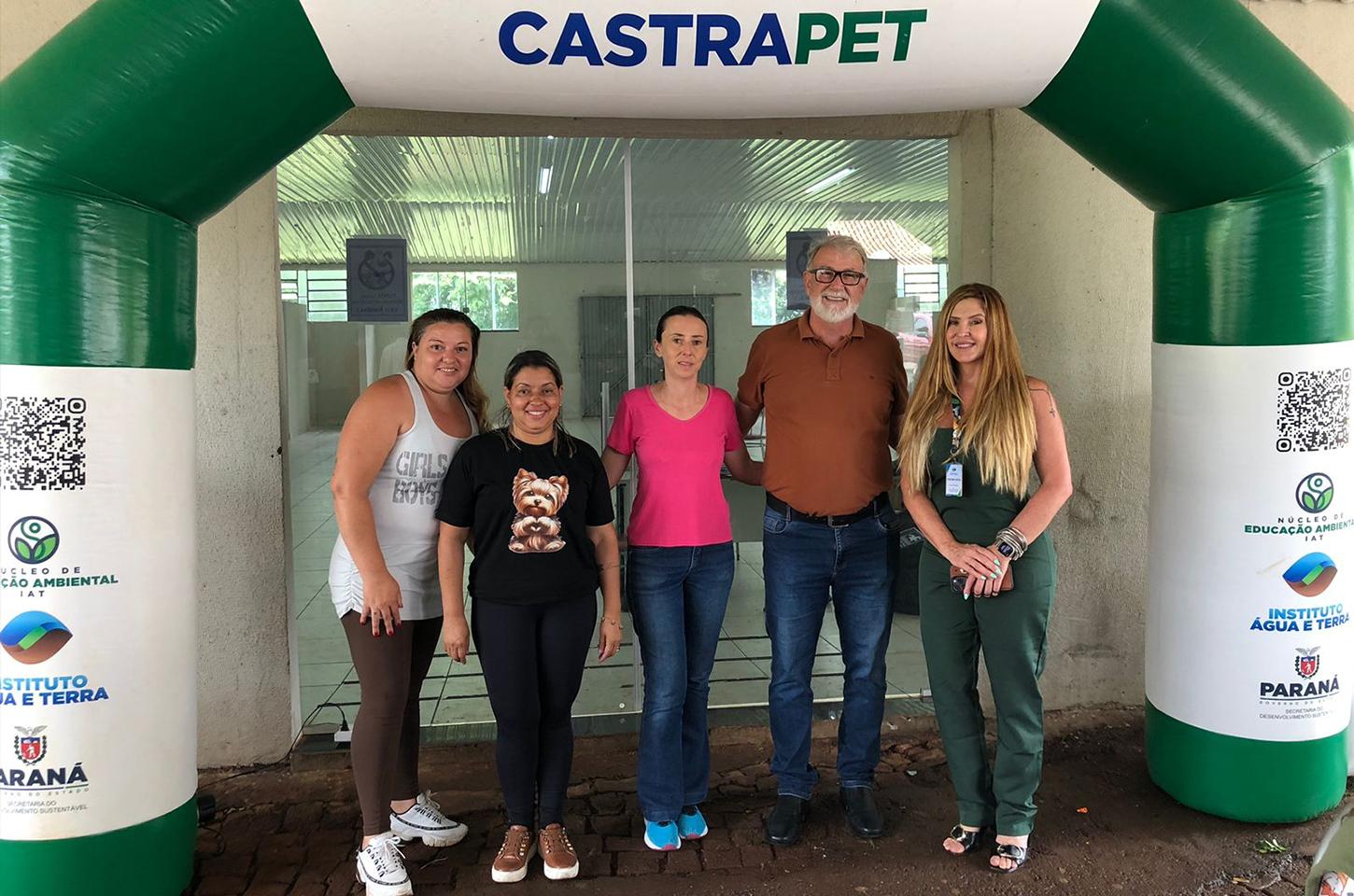 A Prefeitura de Jandaia do Sul, em parceria com o Governo do Estado do Paraná e o Instituto Água e Terra (IAT), está realizando no município o Castrapet-PR