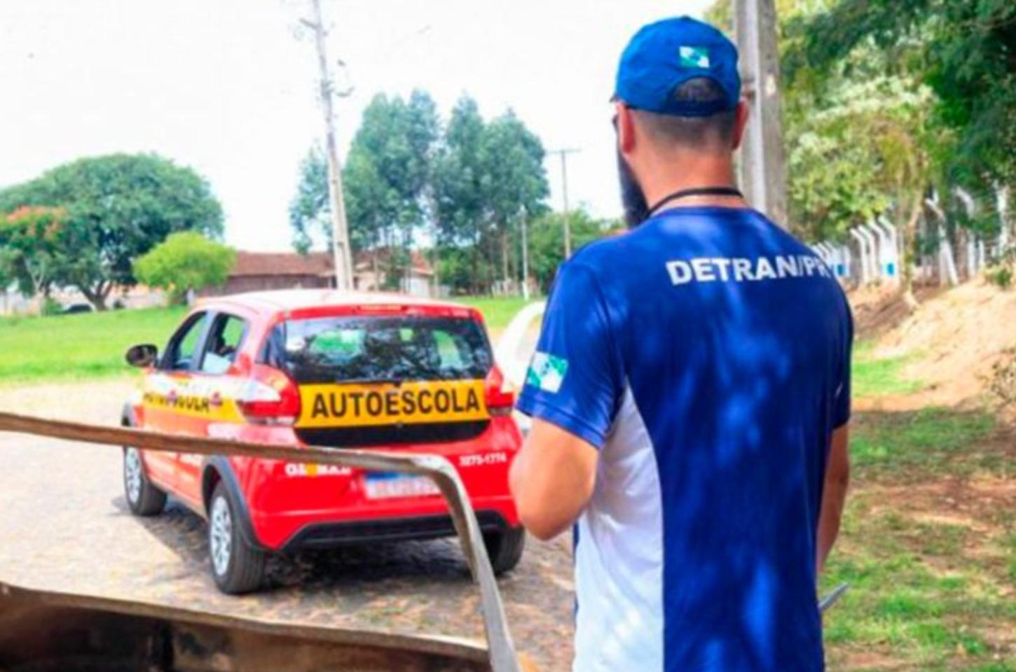 Detran-PR acaba com exigência da baliza no teste prático da CNH