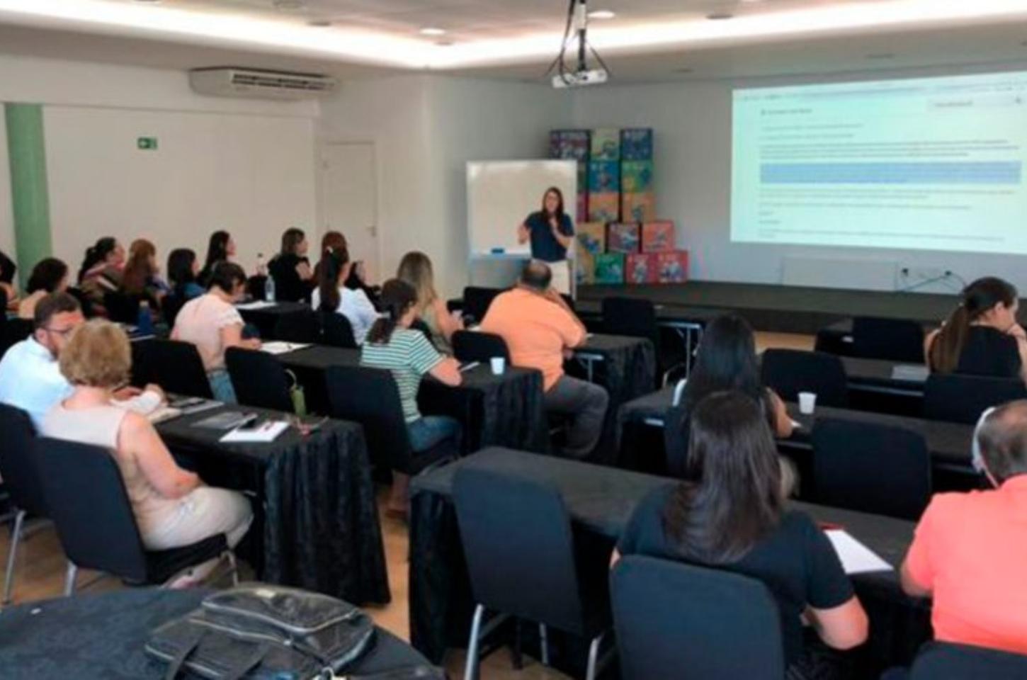 Prefeitura de Jandaia do Sul realiza curso de capacitação em licitações