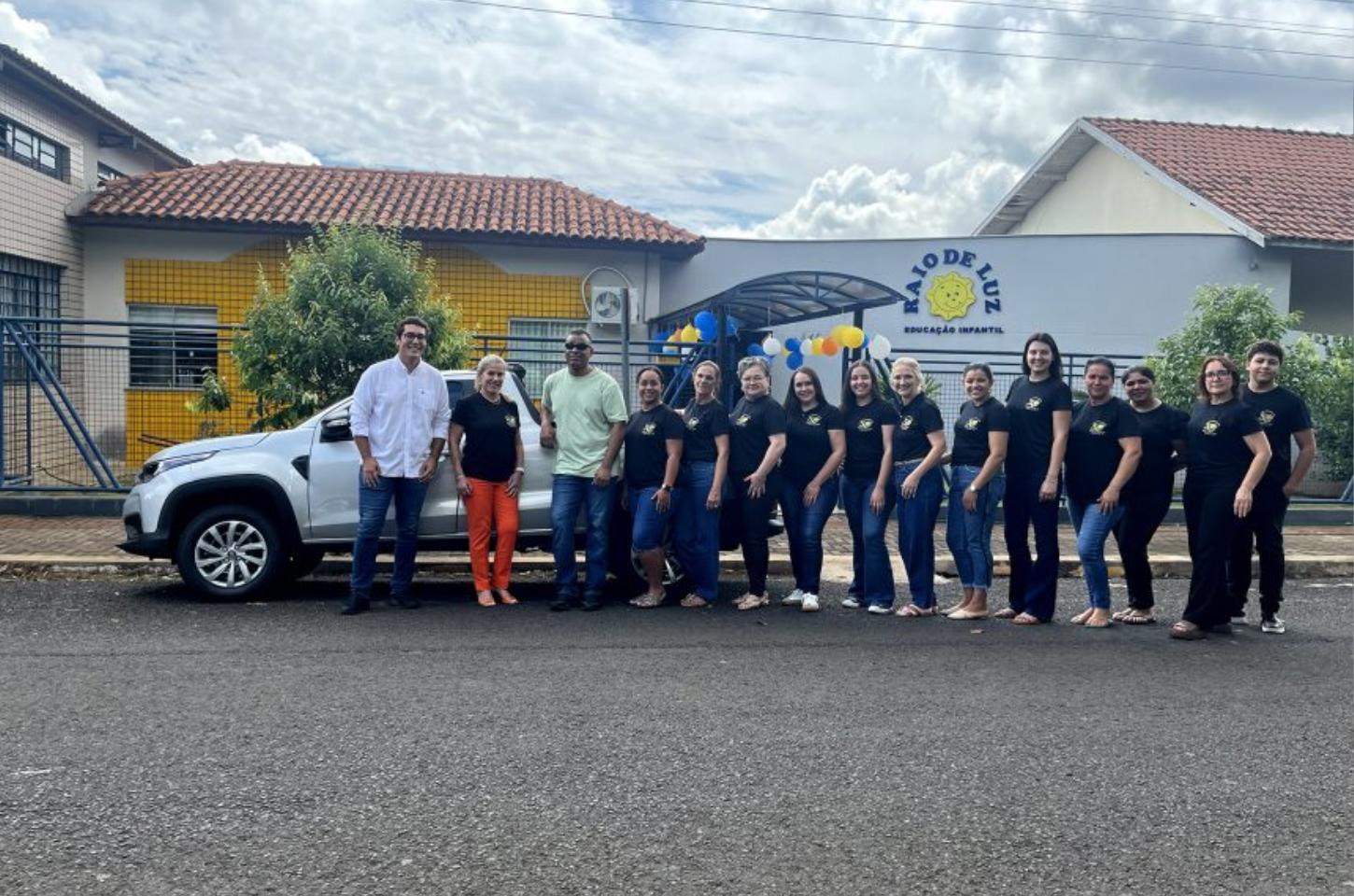 Creche Raio de Luz recebe veículo zero quilômetro e emenda de R$ 75 mil em Jandaia do Sul