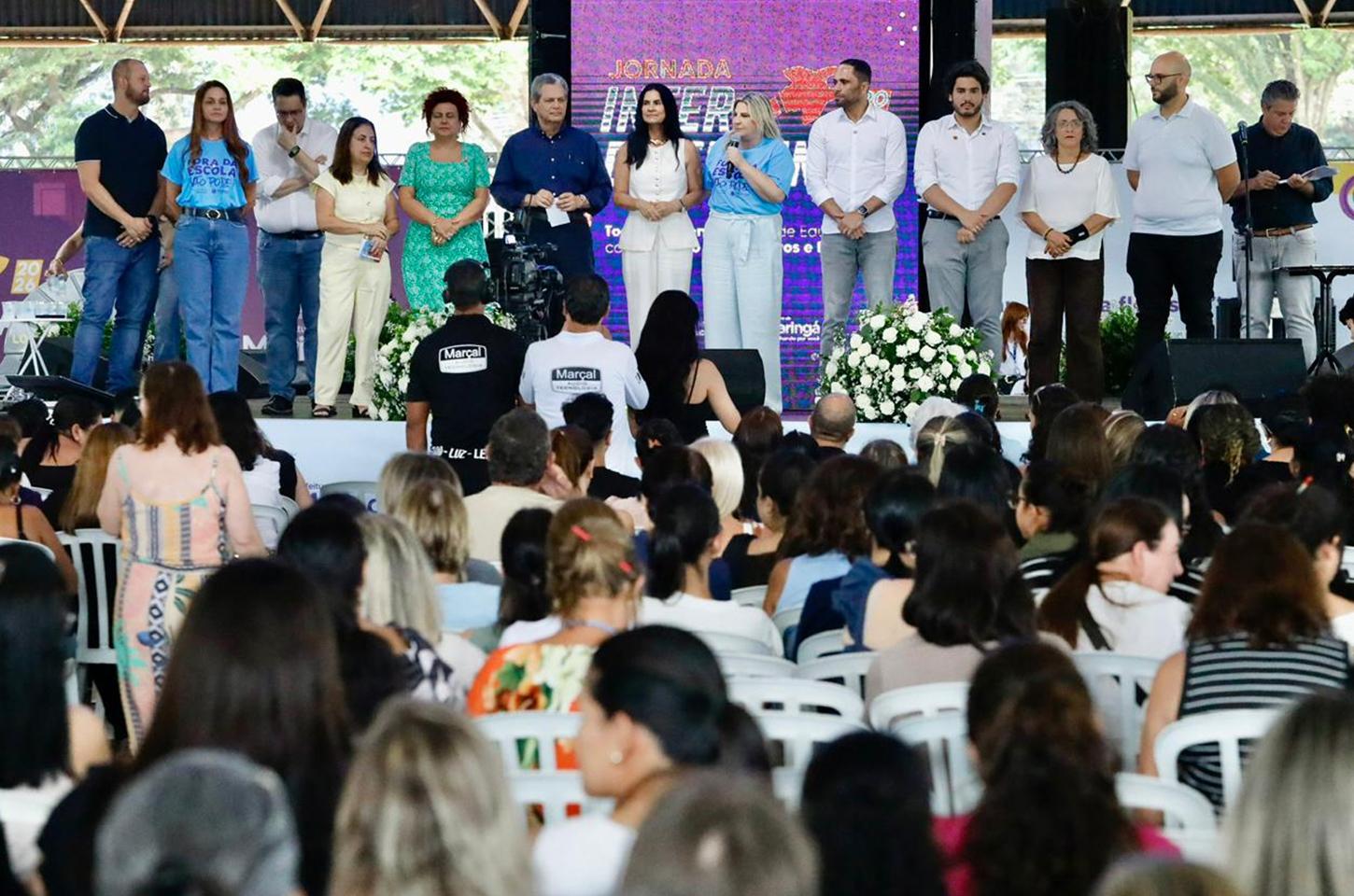 Jornada Interdisciplinar reúne cerca de 7 mil servidores da rede municipal de ensino