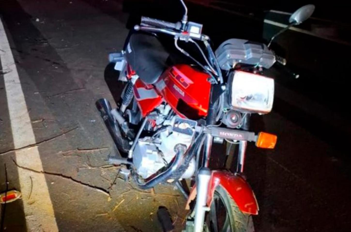 Motociclista fica ferido em queda na PR-444