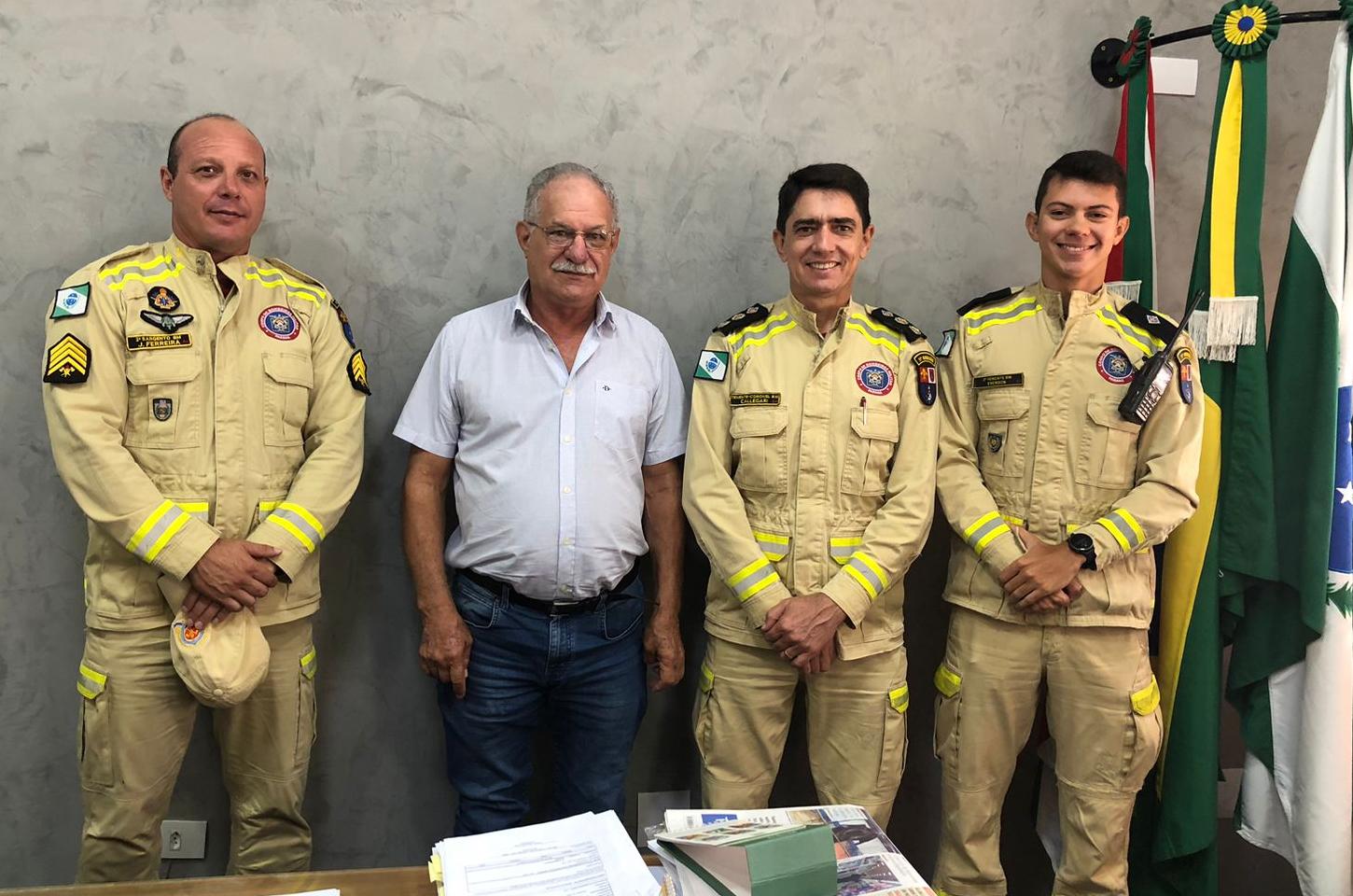 O prefeito Ditão Pupio recebeu em seu gabinete, na manhã desta última terça-feira (24)