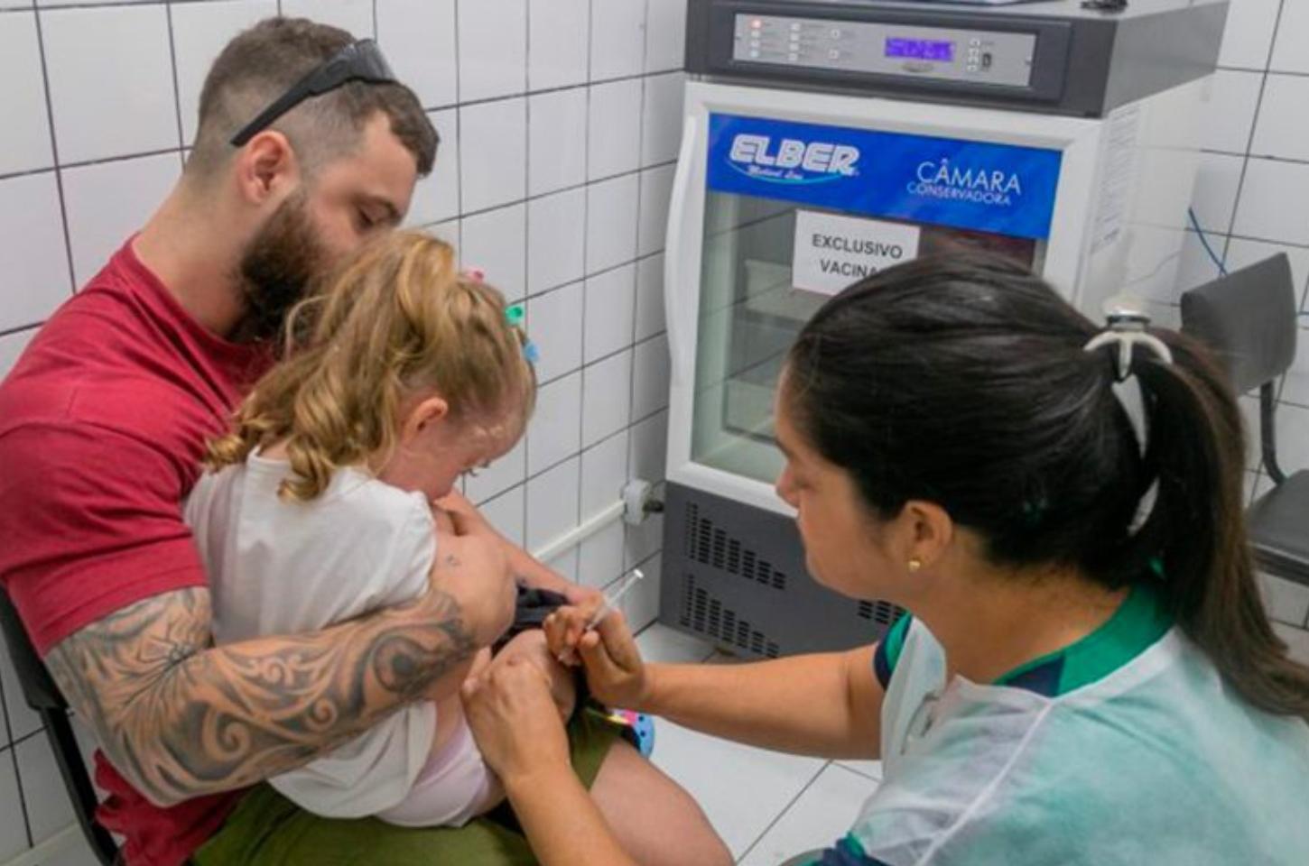 Apucarana realiza pesquisa para ampliar vacinação infantil no município