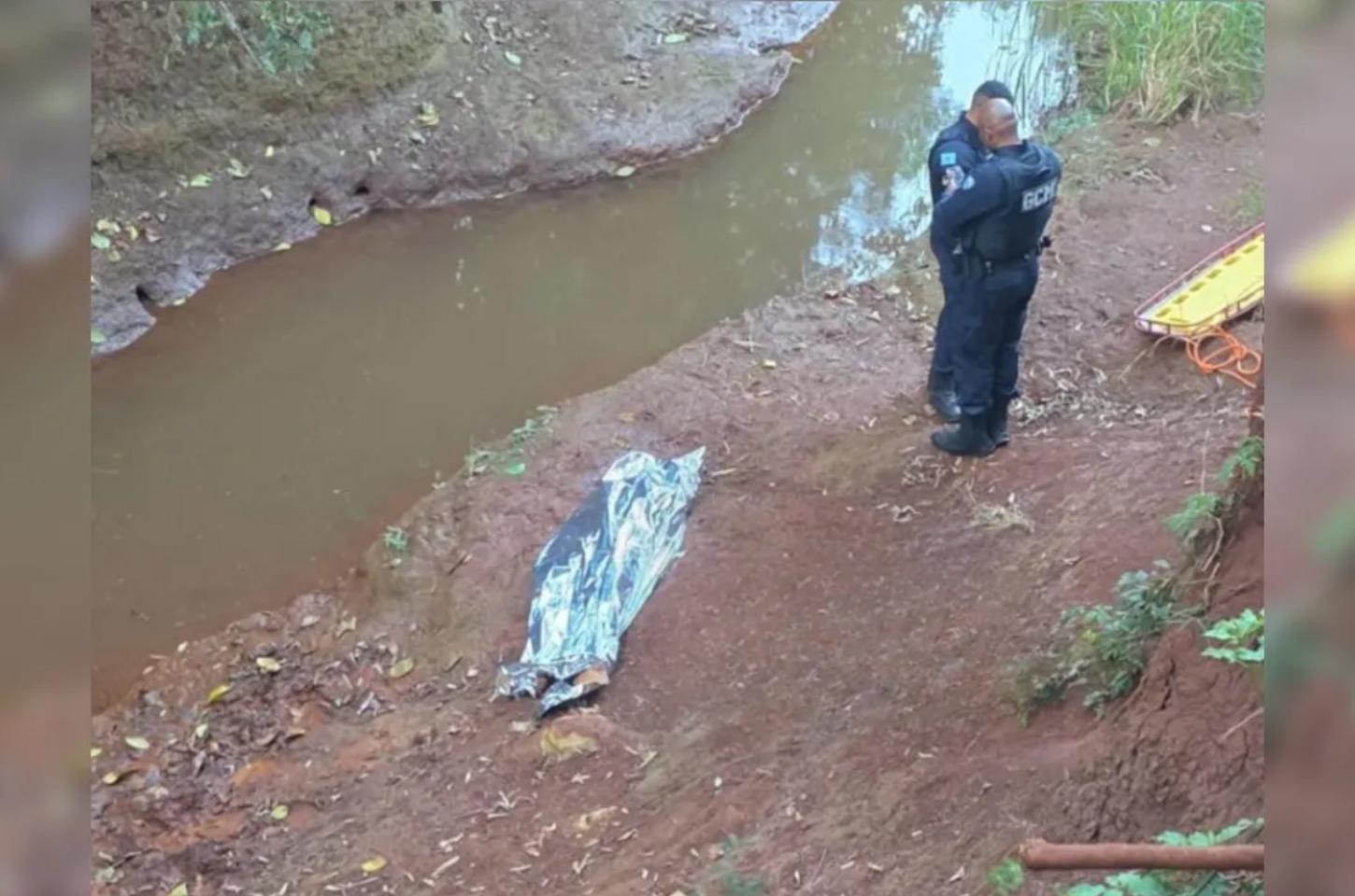 Homem morre afogado enquanto nadava com amigos em Sarandi