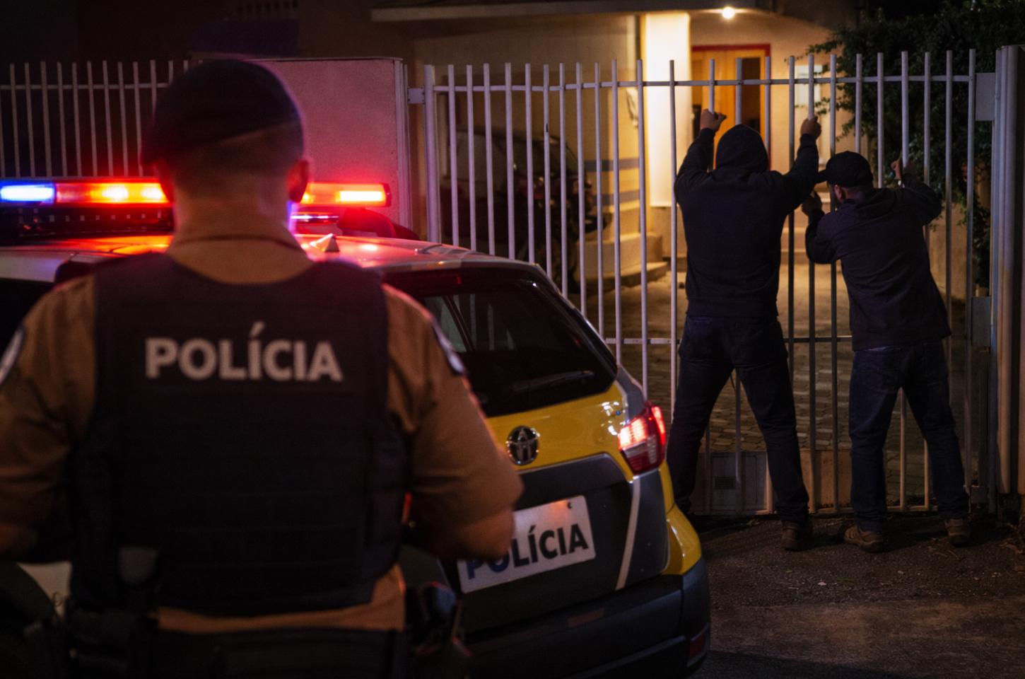 Moradora aciona PM após atitude suspeita em frente à residência em Jandaia do Sul