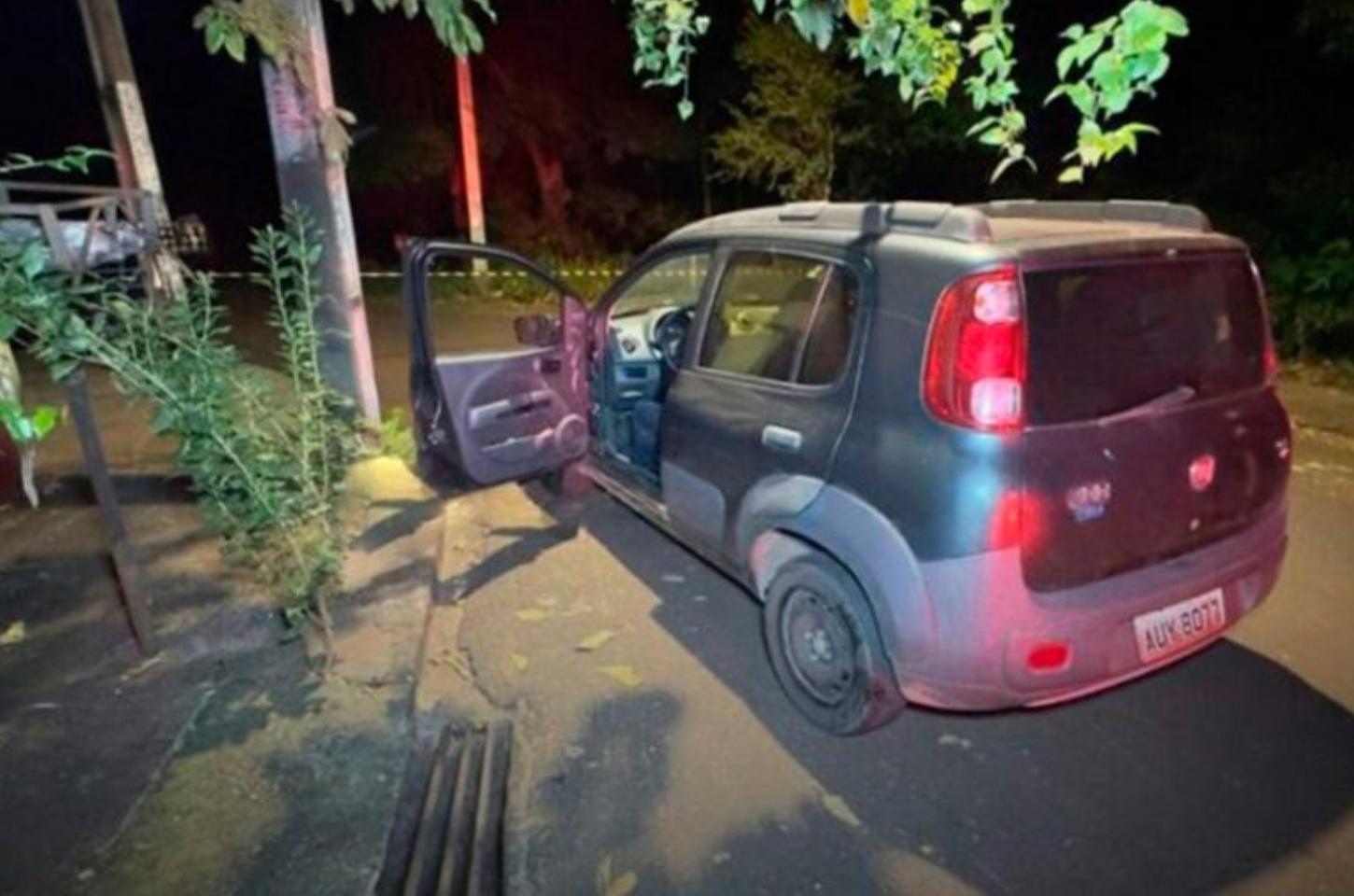 Motorista de aplicativo é morto a tiros dentro de carro em Marialva