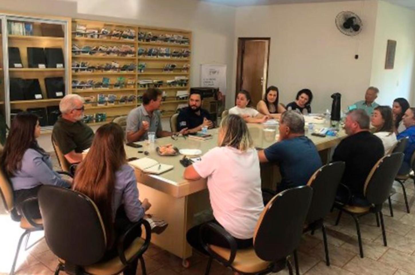 Parcerias definem cursos de capacitação para produtores rurais em Jandaia do Sul