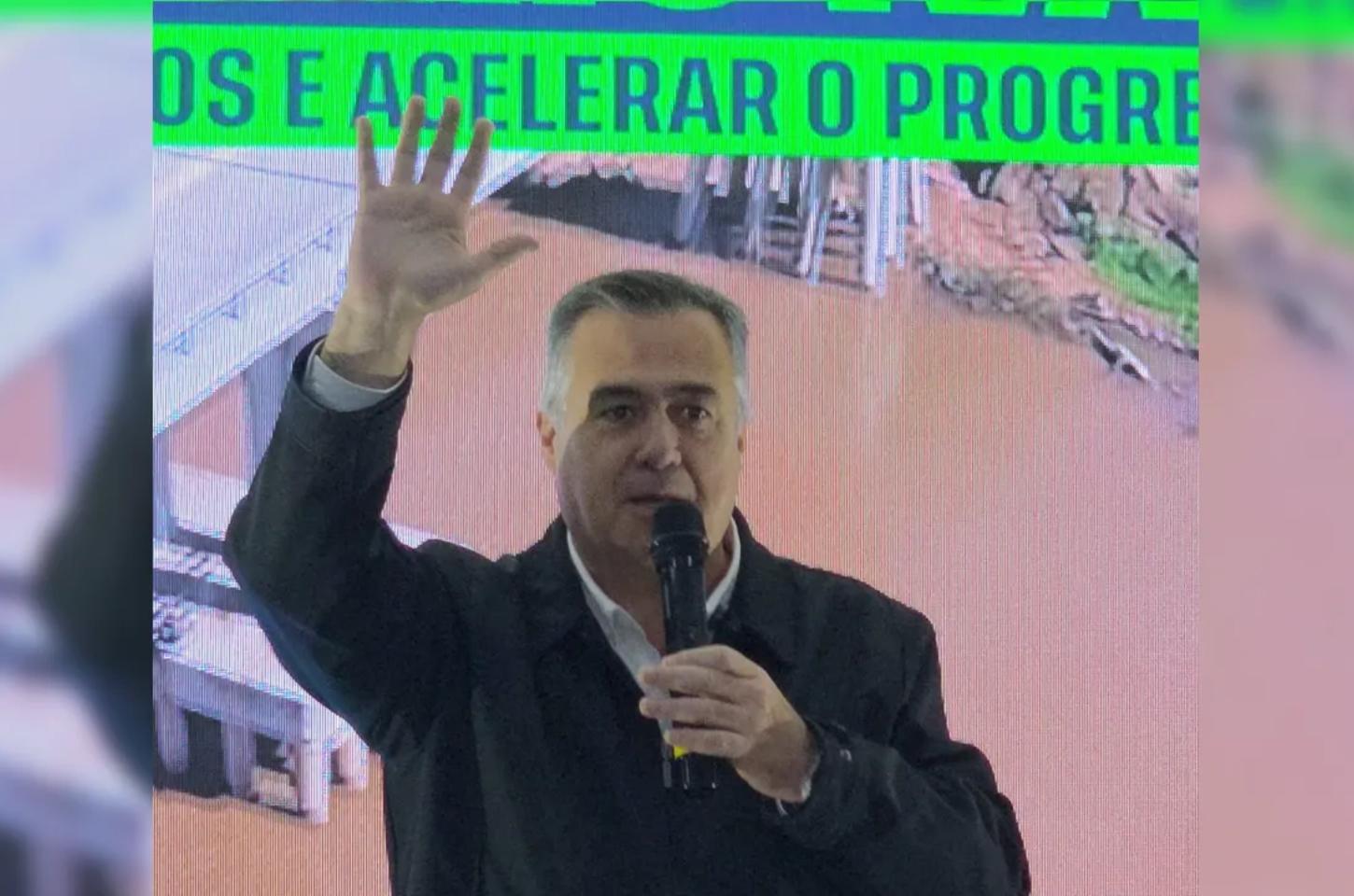 Beto Preto acompanha Ratinho Junior na autorização da nova ponte sobre o Rio IvaÍ
