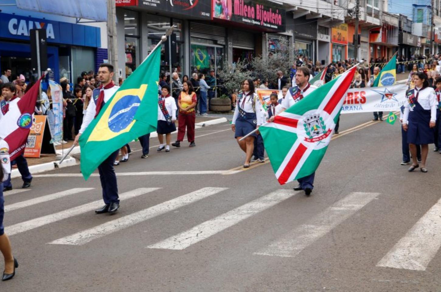 Jandaia do Sul realiza tradicional Desfile Cívico em comemoração à Independência